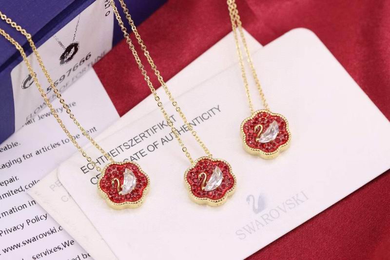 Swarovski Necklace 03lyr80
